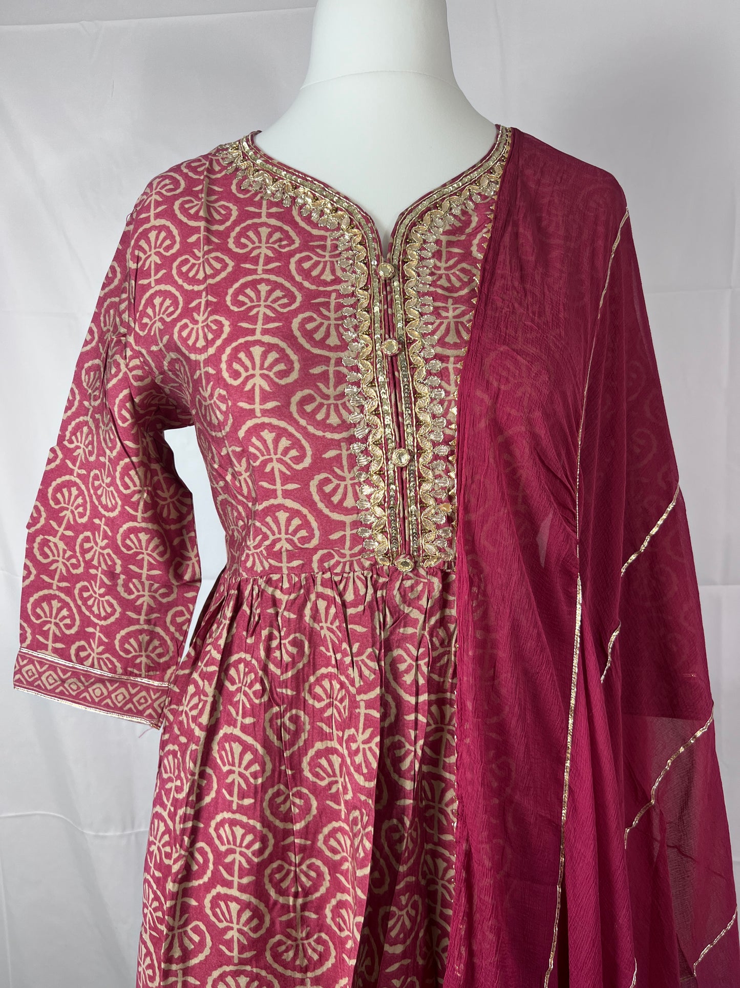 3 PIECES READYMADE DESIGNER SHARARA SUITS